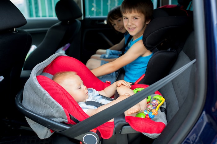 Las sillas de coche para bebé grupo 2023 - Guía y normativa